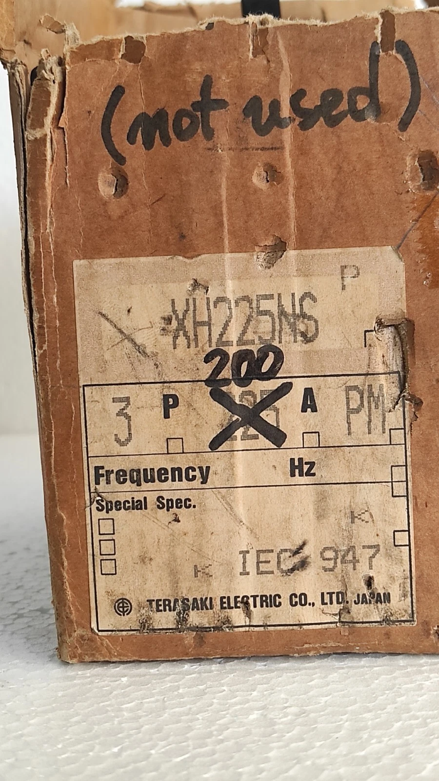 admin/uploads/uploads/Terasaki XH225NS 200A 3 Pole Circuit Breaker_2.webp